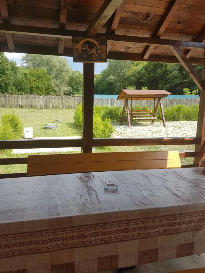 Agropensiunea Cetatuia Luncavita Bagian luar foto